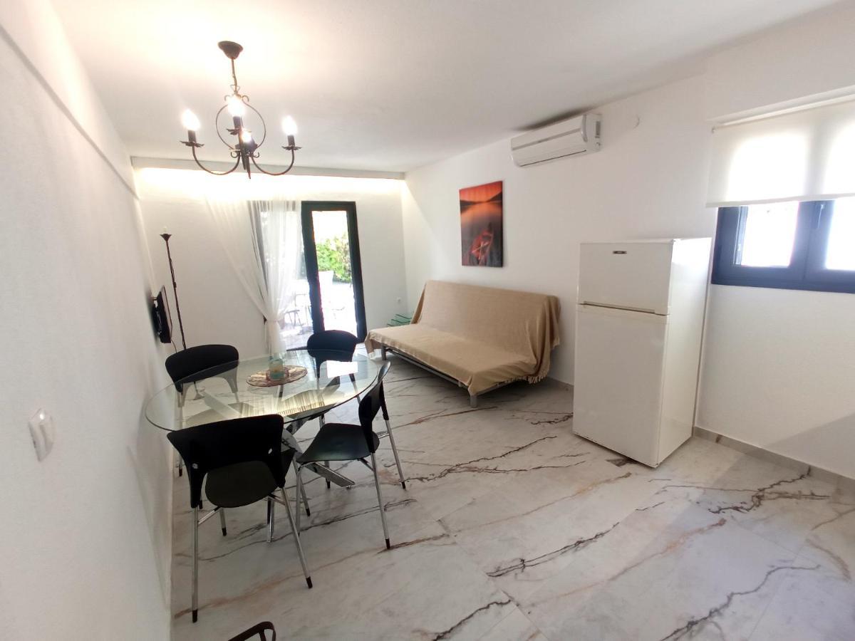 Salonikiou Beach Apartments Akti Salonikiou Екстериор снимка